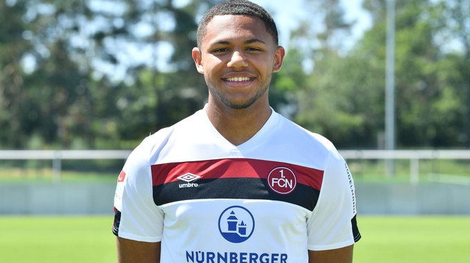 Profilbild vonPaul-Philipp Besong